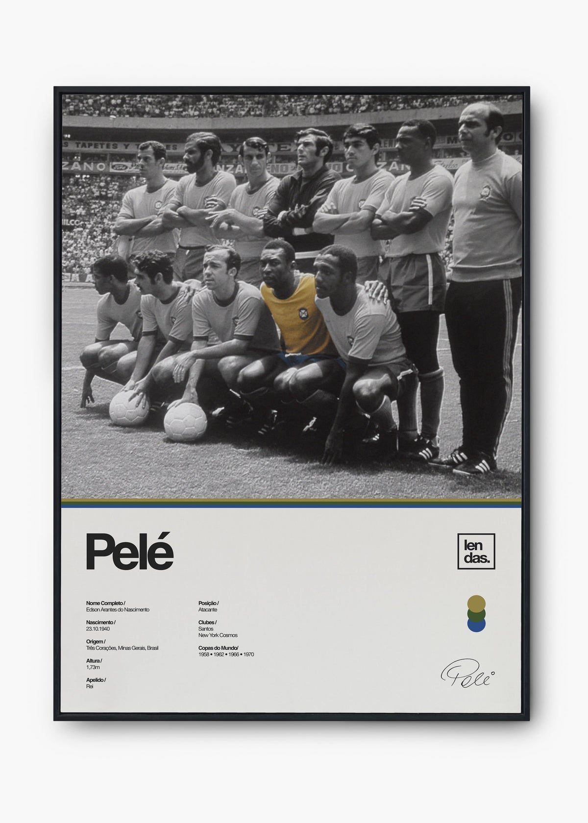 Quadro Pelé, o Rei do Futebol, em moldura clássica preta emoldurado na parede