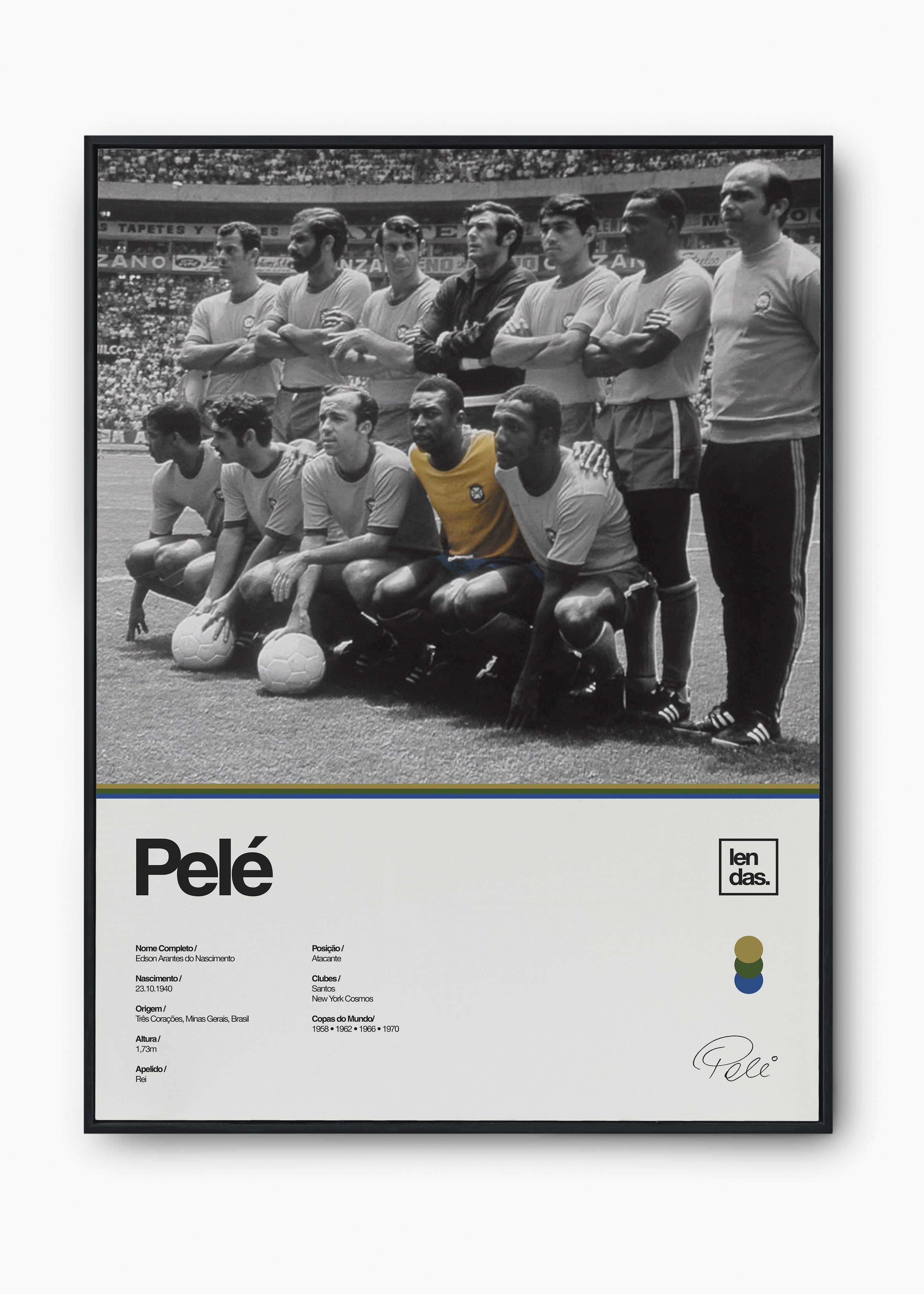 Quadro Pelé, o Rei do Futebol, em moldura clássica preta emoldurado na parede